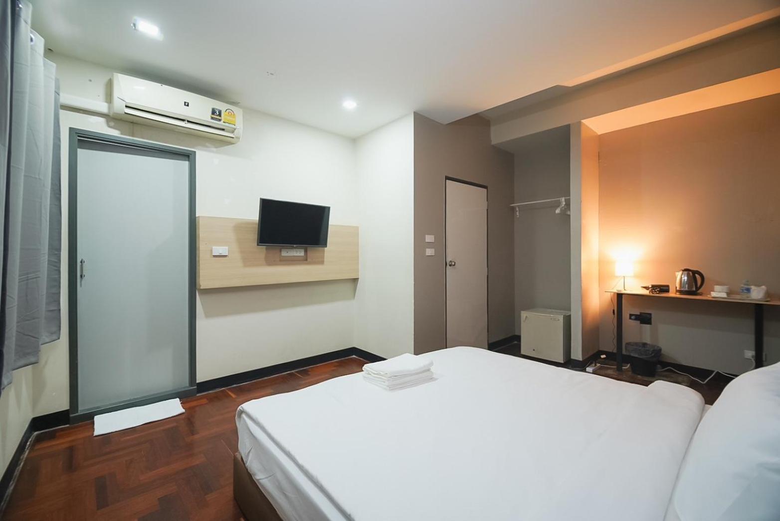 בנגקוק Z โกอินน์ สีลม - สถานีรถไฟฟ้าเซนต์หลุยส์ Go Inn Silom מראה חיצוני תמונה